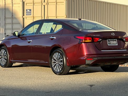 Certified 2023 Nissan Altima 2.5 SV image 6