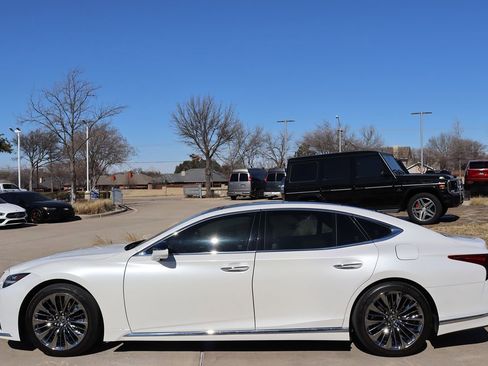 Used 2023 Lexus LS 500 image 7