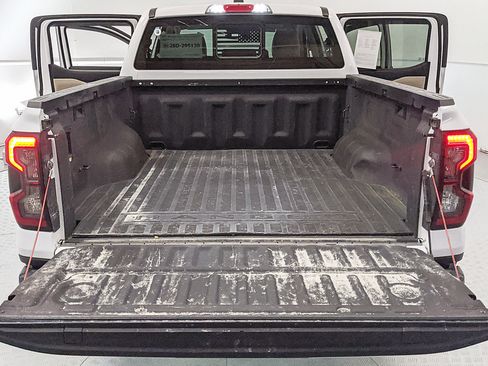 Certified 2024 Ford Ranger Lariat w/ FX4 Off-Road Package AWD/4WD image 19