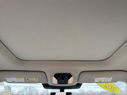 Certified 2023 INFINITI QX60 Sensory image 28