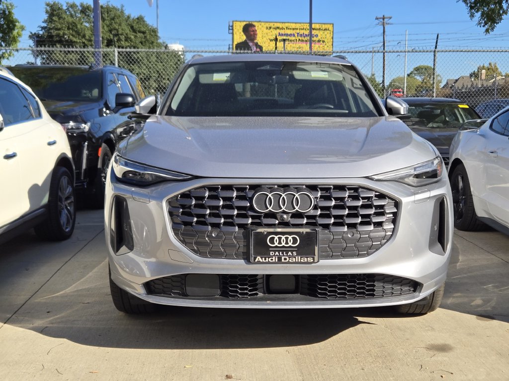 Used 2026 Audi Q5 Premium Plus w/ Premium Plus AWD/4WD image 4