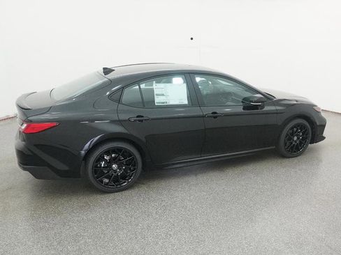 New 2026 Toyota Camry SE image 31