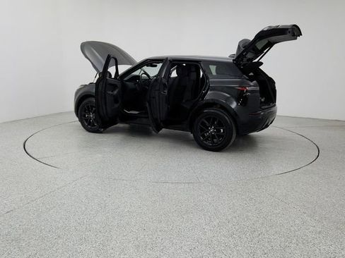 New 2025 Land Rover Range Rover Evoque S image 12