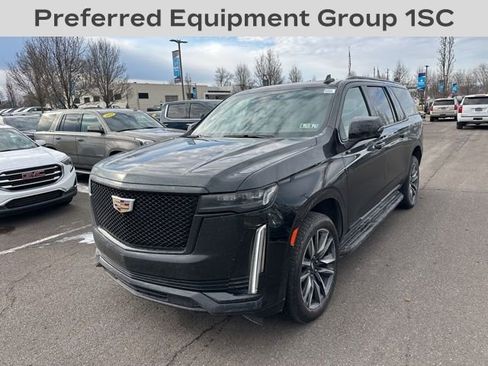 Used 2021 Cadillac Escalade ESV Sport w/ LPO, Illumination Package image 3