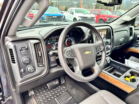 Used 2015 Chevrolet Silverado 2500 LTZ w/ LTZ Plus Package image 9