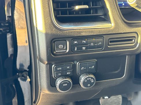 Certified 2022 Chevrolet Suburban RST image 12