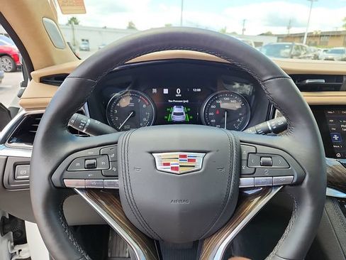 Certified 2023 Cadillac XT6 Premium Luxury w/ Platinum Package AWD/4WD image 20