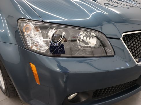 Used 2009 Pontiac G8 GT w/ Premium Package RWD image 23