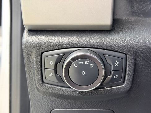 Used 2019 Ford F150 Lariat AWD/4WD image 36
