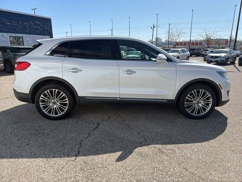 Used 2016 Lincoln MKX Reserve w/ Climate Package AWD/4WD image 6