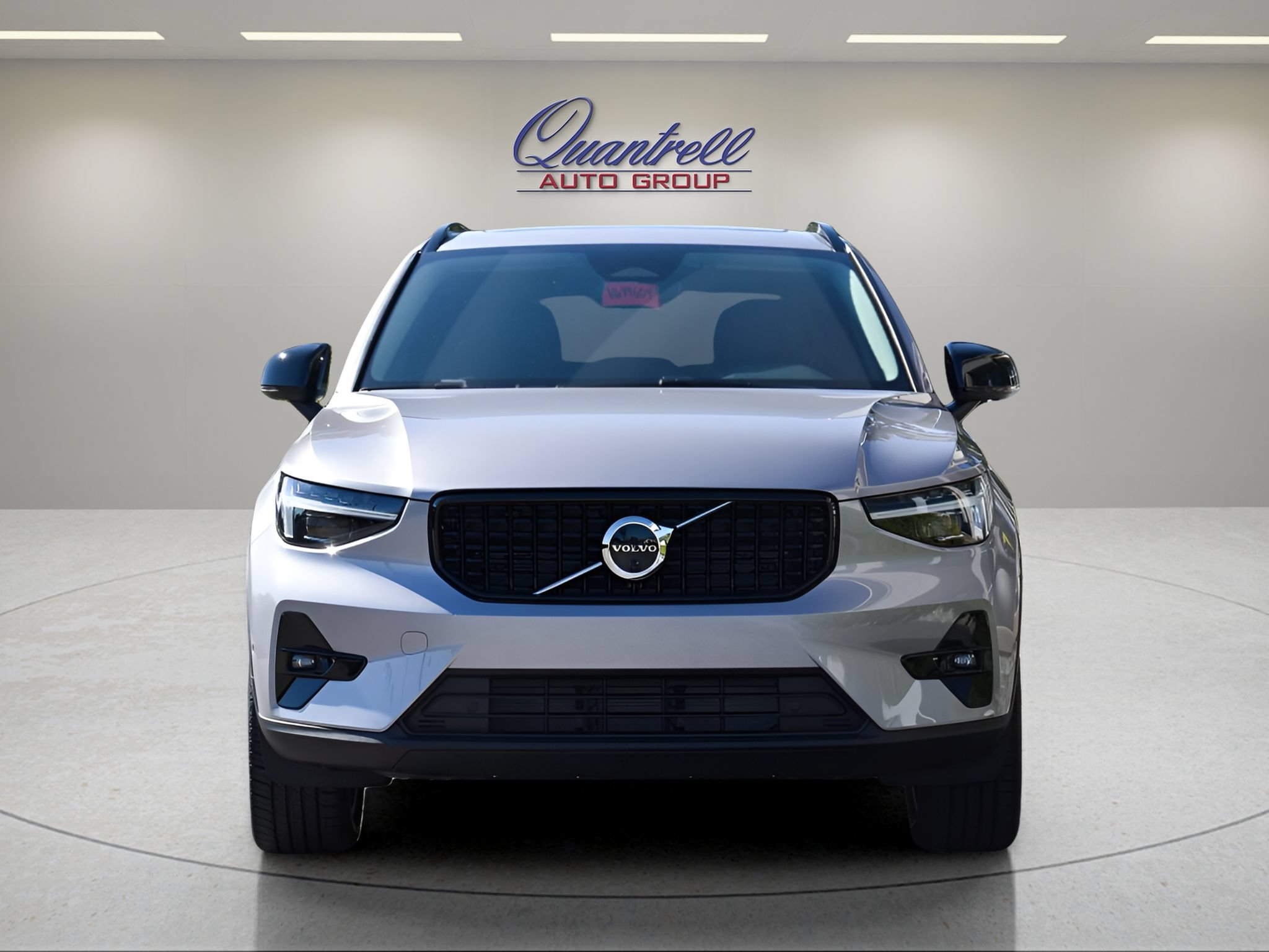 Certified 2026 Volvo XC40 B5 Plus w/ Protection Package Premier AWD/4WD image 9