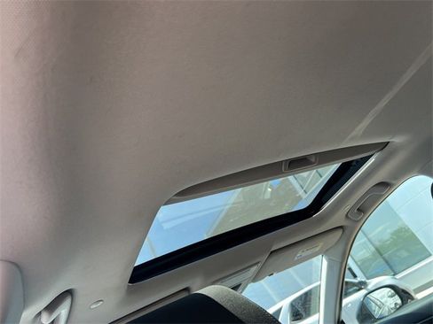 Used 2024 Honda CR-V EX image 19