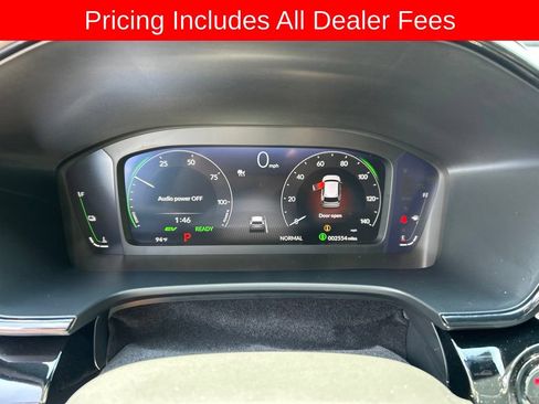 Used 2026 Honda CR-V Sport Touring image 9