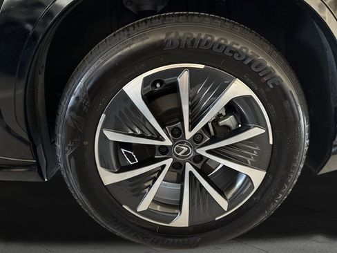 Certified 2025 Lexus RZ 300e w/ Accessory Package (Z1) image 19