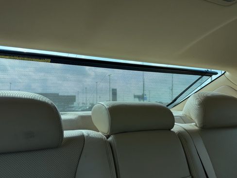 Used 2011 Lexus LS 460 w/ Luxury Value Edition RWD image 36
