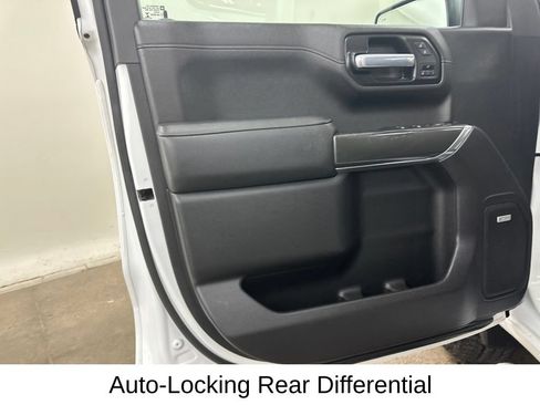 Used 2021 GMC Sierra 1500 AT4 w/ AT4 Premium Package AWD/4WD image 37
