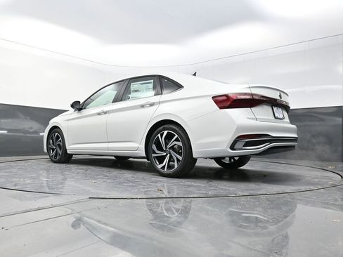 New 2026 Volkswagen Jetta SEL FWD image 25
