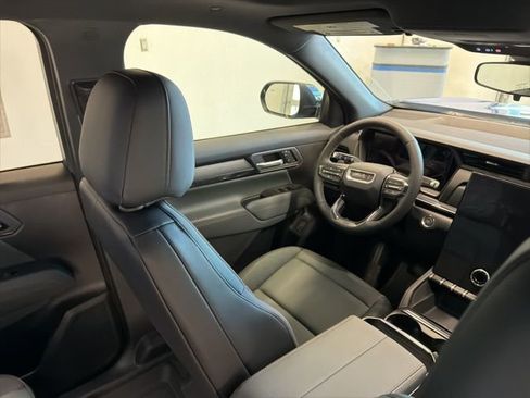 New 2026 GMC Terrain AT4 w/ Convenience Package III image 34