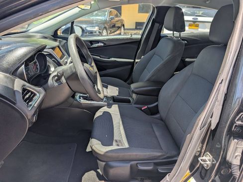Used 2019 Chevrolet Cruze LS FWD image 14