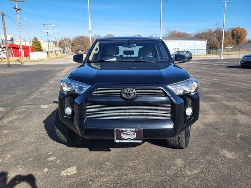 Used 2017 Toyota 4Runner Limited image 22