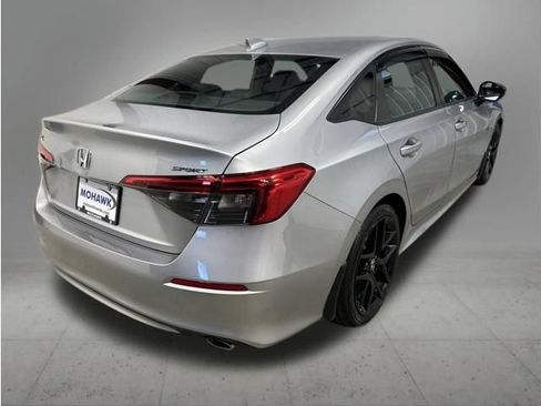 Used 2022 Honda Civic Sport image 5