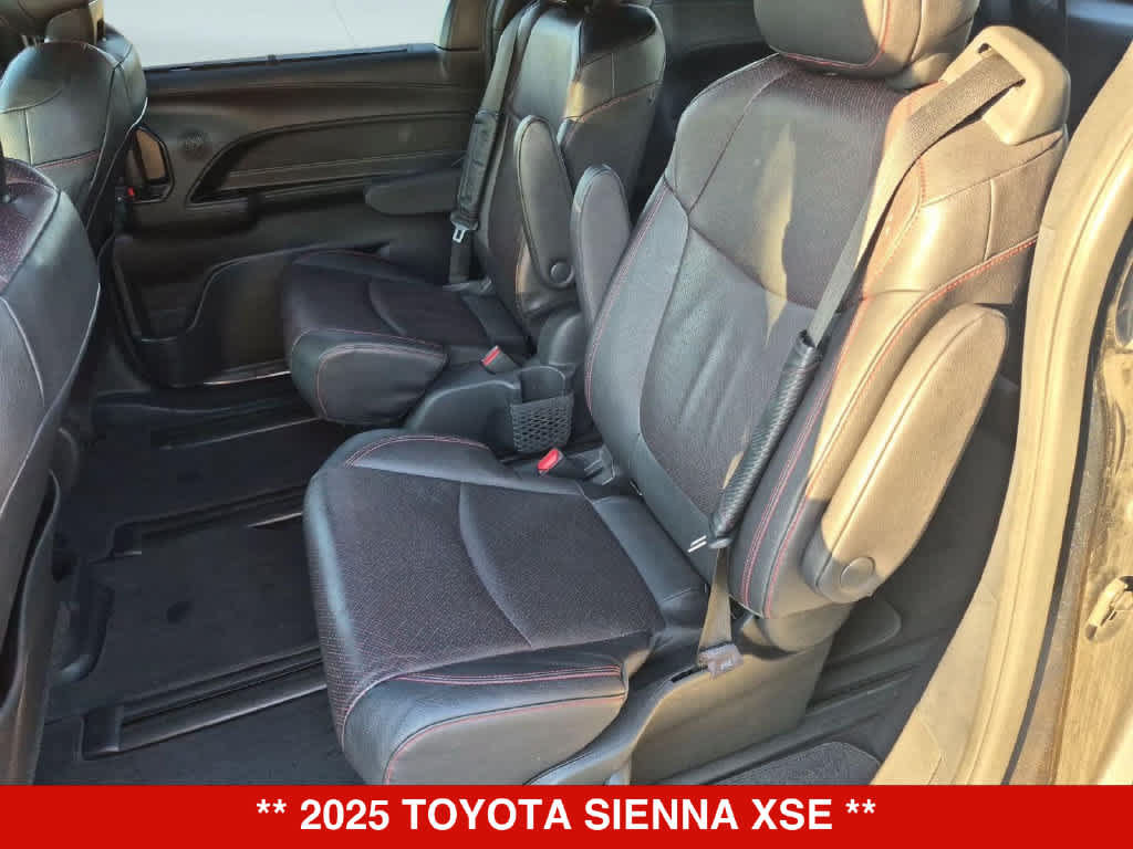 Used 2025 Toyota Sienna XSE w/ XSE Premium Package AWD/4WD image 20