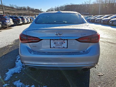 Used 2018 INFINITI Q50 Luxe w/ Essential Package (3.0T Luxe) image 6