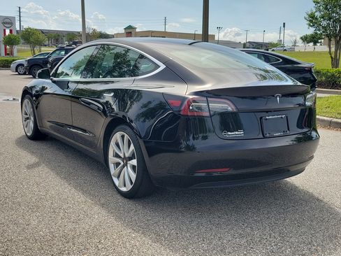 Used 2020 Tesla Model 3 Standard Range Plus RWD image 8