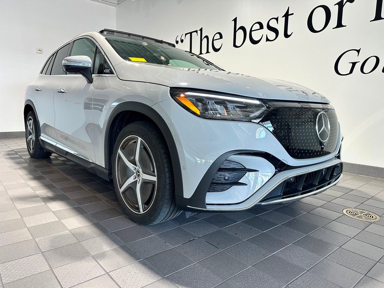 Used 2023 Mercedes-Benz EQE 350+ 4MATIC SUV image 1