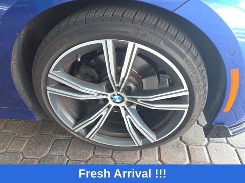 Used 2021 BMW 330i Sedan RWD image 11
