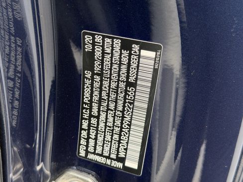 Certified 2021 Porsche 911 Carrera 4S image 32