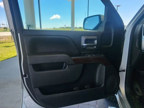 Used 2014 GMC Sierra 1500 SLE w/ SLE Value Package RWD image 13