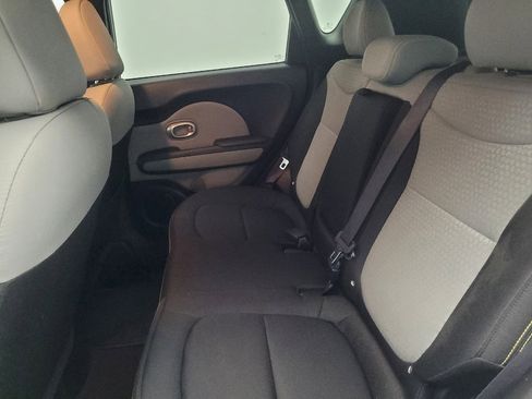 Used 2016 Kia Soul + w/ Eco Package FWD image 18