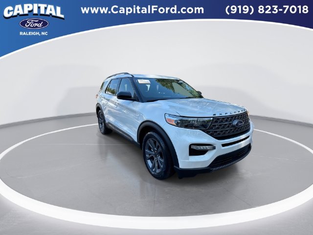 Certified 2024 Ford Explorer XLT w/ Equipment Group 202A RWD image 2