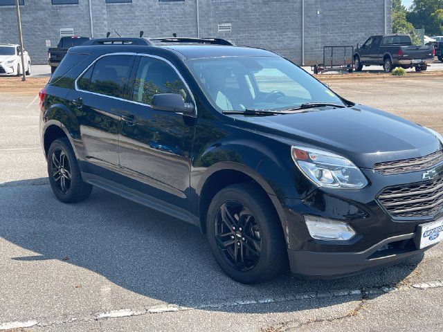 Used 2017 Chevrolet Equinox LT w/ Midnight Edition FWD image 3