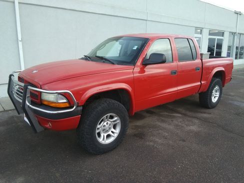 Used 2002 Dodge Dakota Sport image 2