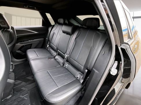 New 2026 Cadillac Lyriq Sport image 10