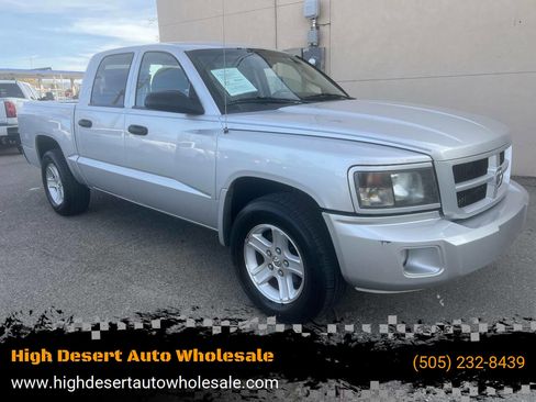 Used 2011 Dodge Dakota Big Horn image 1