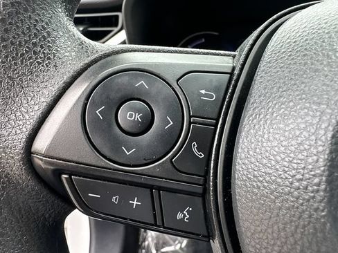 Used 2024 Toyota RAV4 LE AWD/4WD image 34