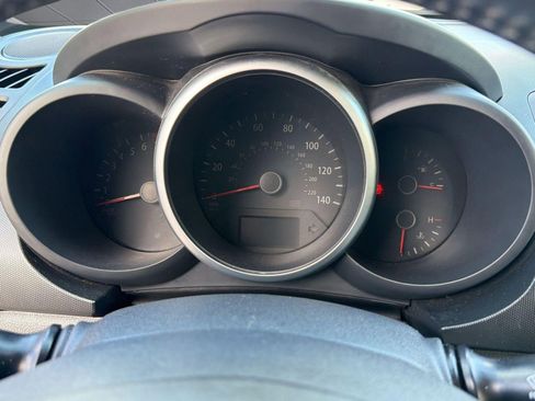 Used 2013 Kia Soul + FWD image 24