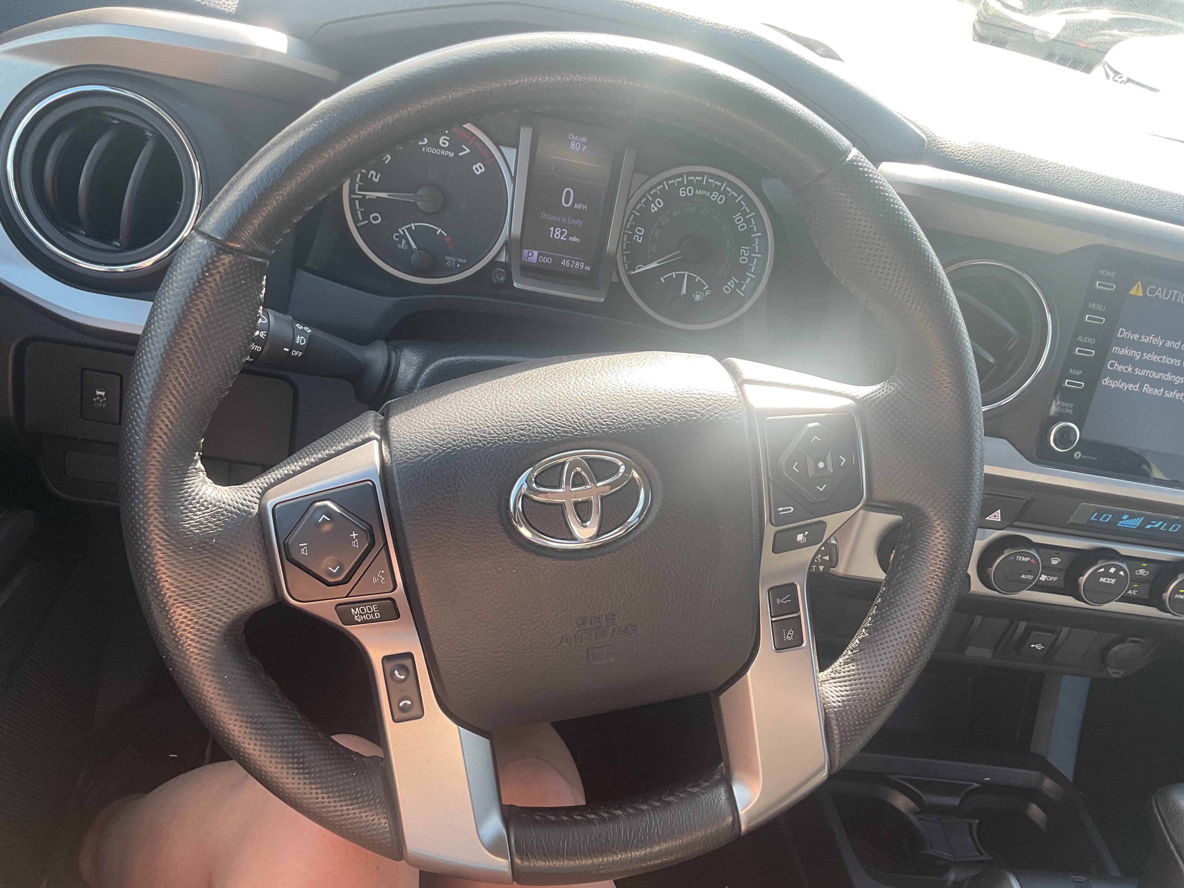 Used 2021 Toyota Tacoma SR5 AWD/4WD image 19
