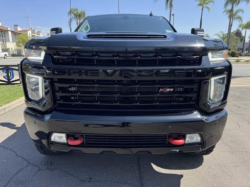 Used 2022 Chevrolet Silverado 3500 LTZ w/ LTZ Plus Package image 12