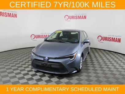 Used 2025 Toyota Corolla LE