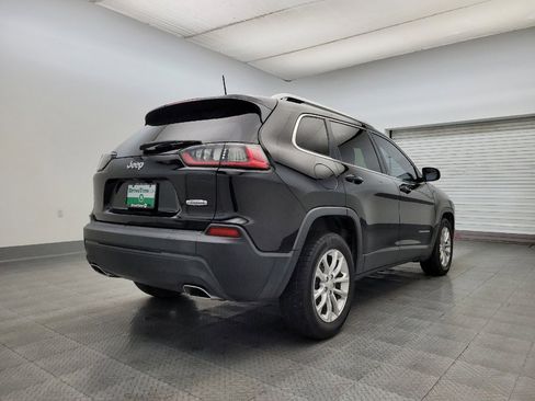 Used 2019 Jeep Cherokee Latitude w/ Popular Appearance Group image 9