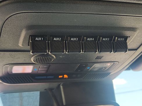 Used 2022 Ford Bronco Black Diamond AWD/4WD image 13