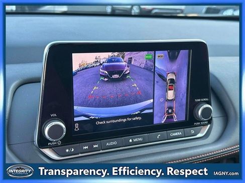 Used 2025 Nissan Rogue SV image 28