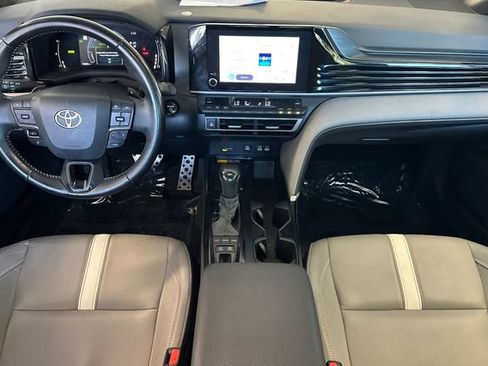 Certified 2025 Toyota Camry SE FWD image 17