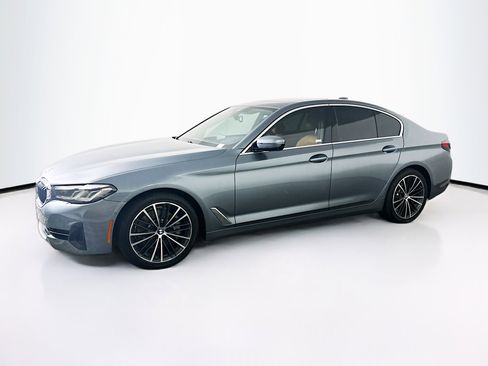 Used 2021 BMW 530i w/ Premium Package image 3