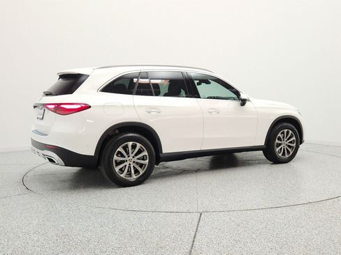 Certified 2026 Mercedes-Benz GLC 300 image 5
