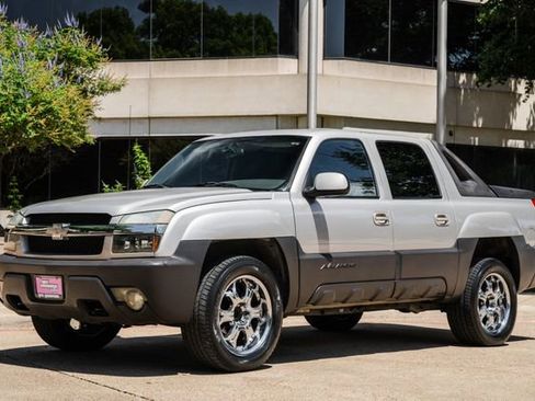 Used 2004 Chevrolet Avalanche 2WD image 6